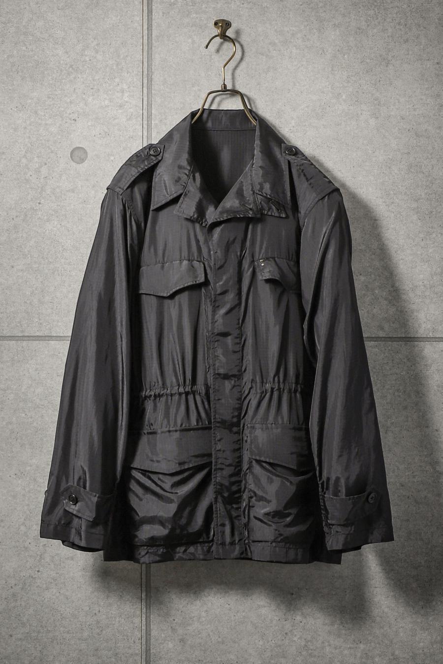 Vネックカシミアニットベスト